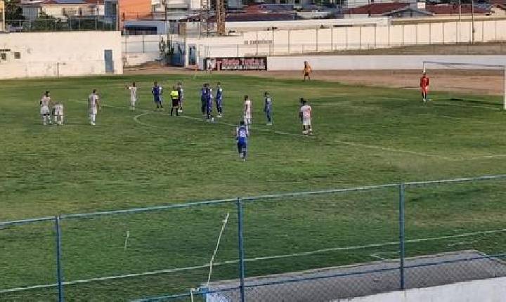 1⁰ de Maio empata com o Salgueiro em casa na estreia do Campeonato Pernambucano; na próxima rodada terá Salgueiro x Petrolina
