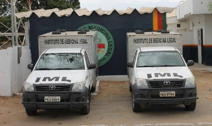 Acidente envolvendo moto e caminhonete deixa dois jovens feridos em Petrolina-PE; um óbito confirmado