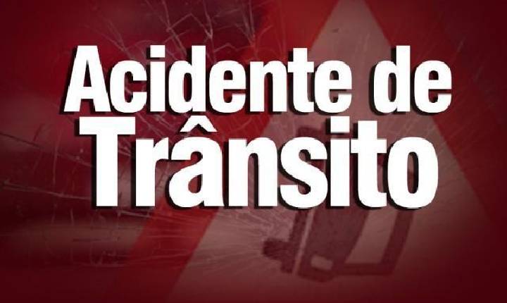 Acidente envolvendo motocicleta e carro deixa mulher gravemente ferida na BR-407, em Juazeiro-BA