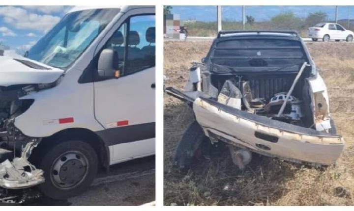 Acidente envolvendo van e caminhonete deixa três feridos na BR-428, que liga Petrolina-PE à Lagoa Grande-PE