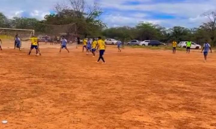 Breno Car x Os Tops dos Vermelhos irão se enfrentar na grande final da Copa Natalina de Futebol, no próximo domingo (31)