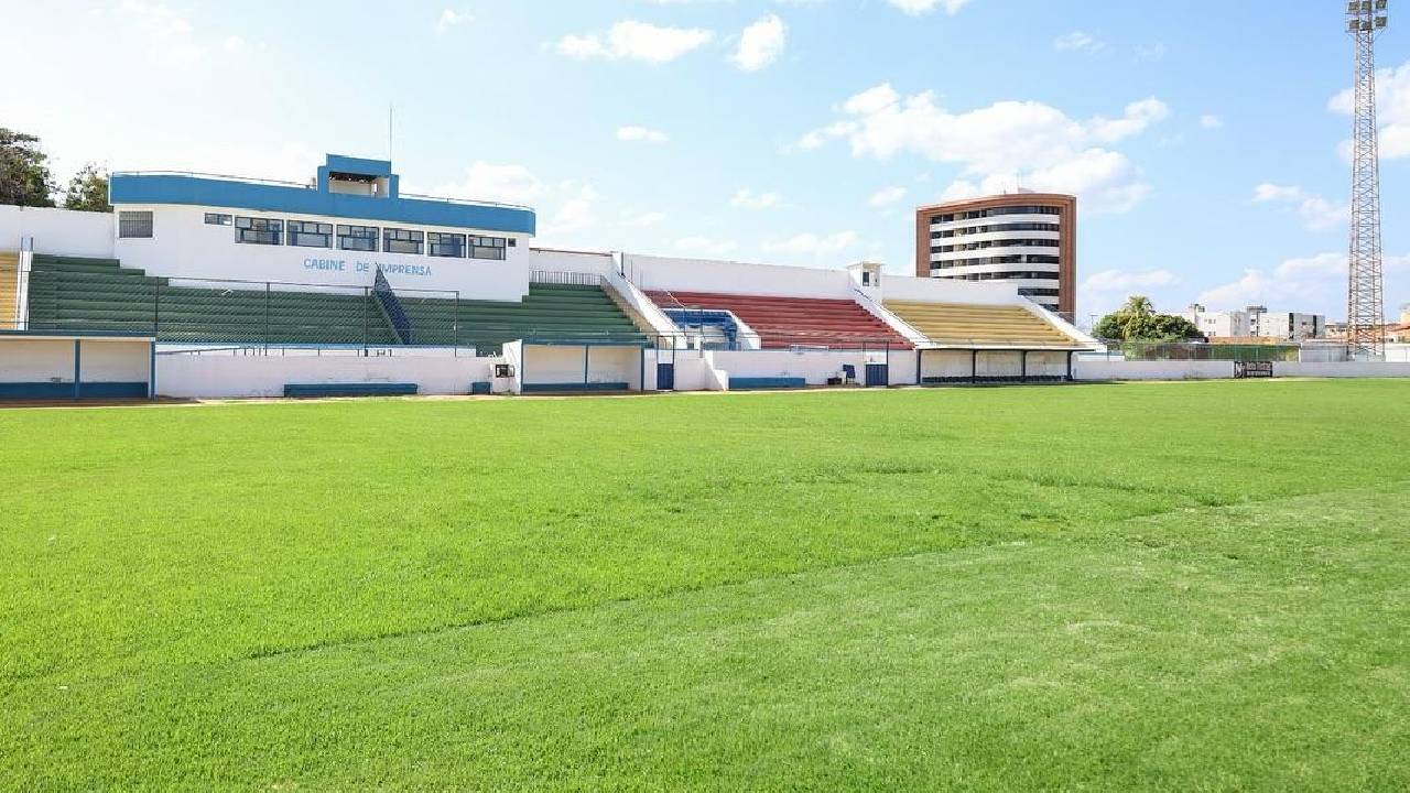 Campeonato Petrolinense: Ferroviária aplica goleada pra cima do América; Real Petrolina também vence na 2ª rodada