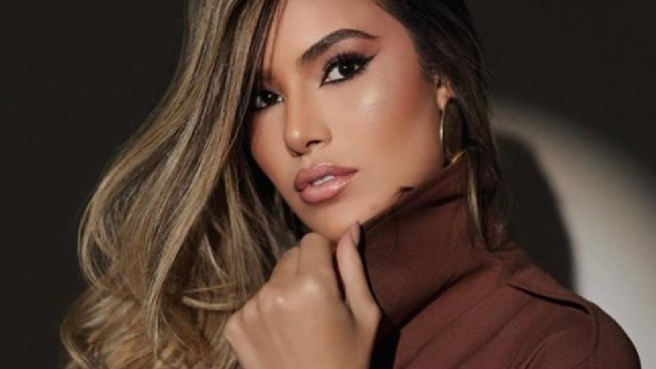 Com timbre marcante, cantora Emmily Pires é contratada para integrar o time de vocalistas da Banda Magníficos