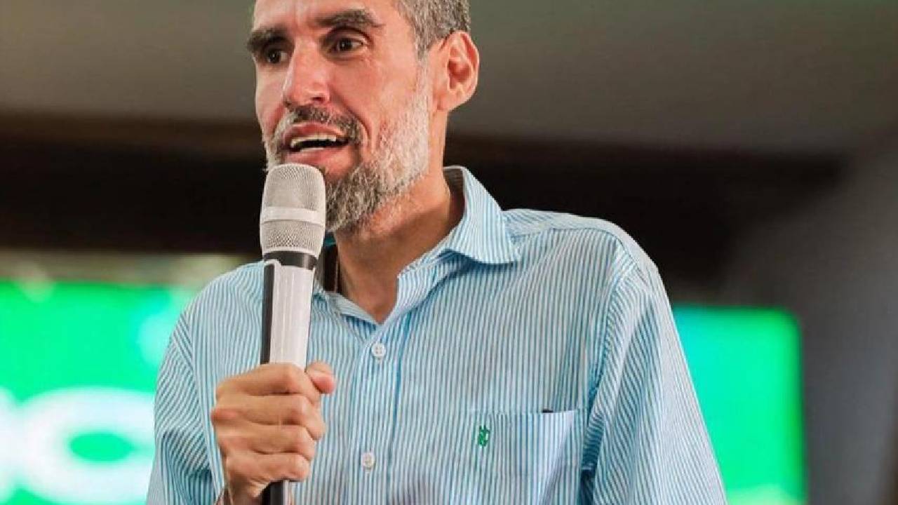 Com maior pacote de investimentos da história, prefeito Anisio Viana realiza nova série de entregas de obras e recuperação de espaços abandonados em Casa Nova-BA