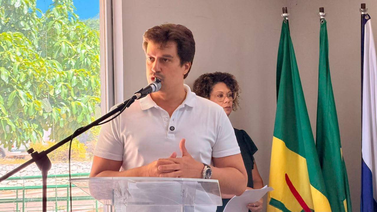 Deputado federal Lucas Ramos entrega laboratório, estufa e kits de irrigação para fortalecer agricultura familiar em Pernambuco