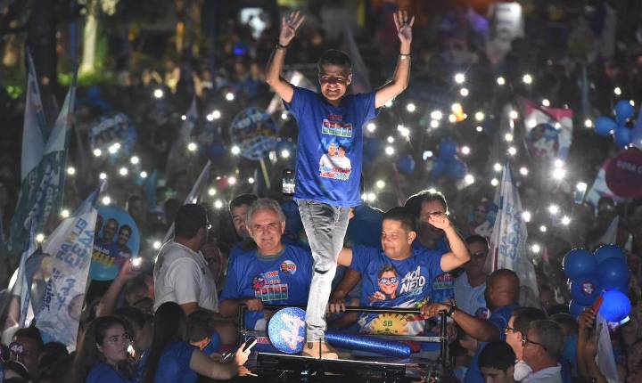 Desejo de mudança: Senhor do Bonfim recebe o candidato ao Governo da Bahia, ACM Neto em grande caminhada