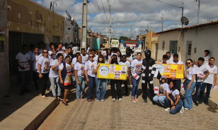 Dia D reúne servidores, alunos e sociedade civil de Lagoa Grande-PE para intensificar mobilização contra dengue