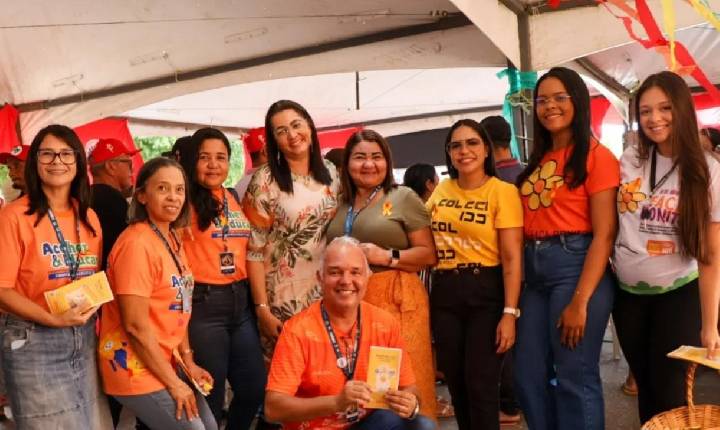 Em alusão ao 