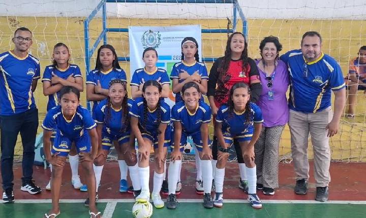 Equipe feminina da Escola Auxiliadora, de Lagoa Grande-PE conquista o vice-campeonato do Torneio Regional de Futsal em Petrolina-PE