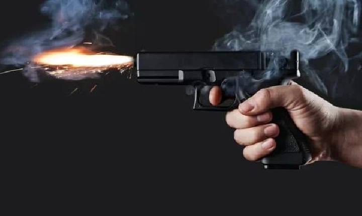 Homem é alvejado com vários tiros dentro de loja no bairro Areia Branca, em Petrolina-PE