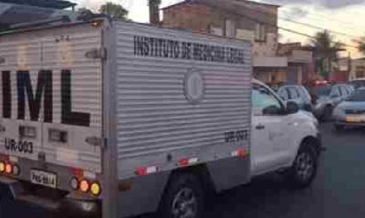 Homem é encontrado morto próximo à lanchonete na região central de Petrolina-PE