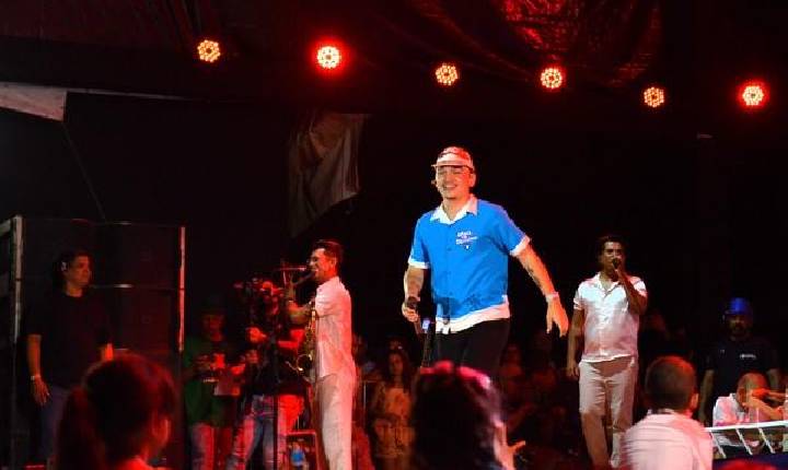João Gomes arrecada mais de R$ 1 milhão em show beneficente para o Hospital Dom Tomás, de Petrolina-PE