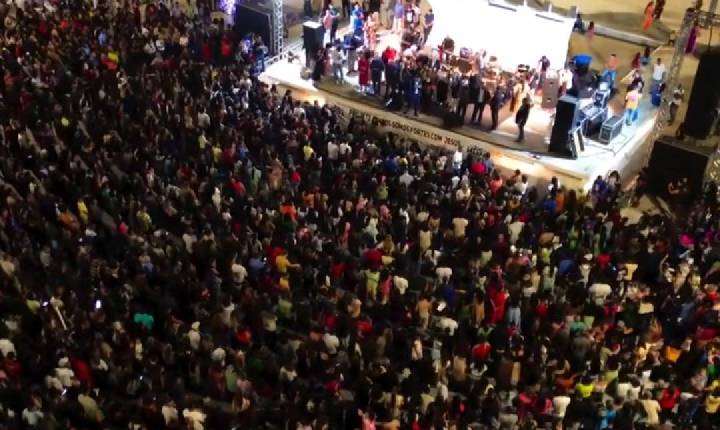 Juntos Somos Fortes Com Jesus: Gerson Rufino e outras atrações gospel reúnem uma multidão de pessoas na Concha Acústica de Petrolina-PE; VEJA O VÍDEO