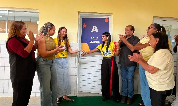 Lagoa Grande-PE chega aos 31 anos com Catharina Garziera e Joseilde Paulino entregando Laboratório Maker para alunos da Rede Pública, avançando cada vez mais no Ensino