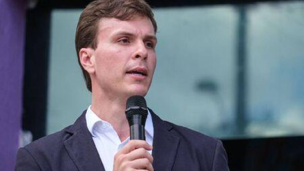 Martelo batido! Miguel Coelho vai apoiar Mendonça Filho para o Senado e descarta candidatura à Câmara Federal