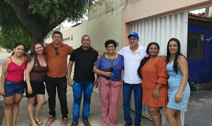 Moradores do bairro Vale Dourado, em Petrolina-PE denunciam quase 30 dias sem água