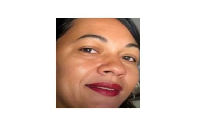 Mulher é morta a facadas pelo companheiro na frente das filhas em PE; horas antes do crime ela salvou ele de ser linchado