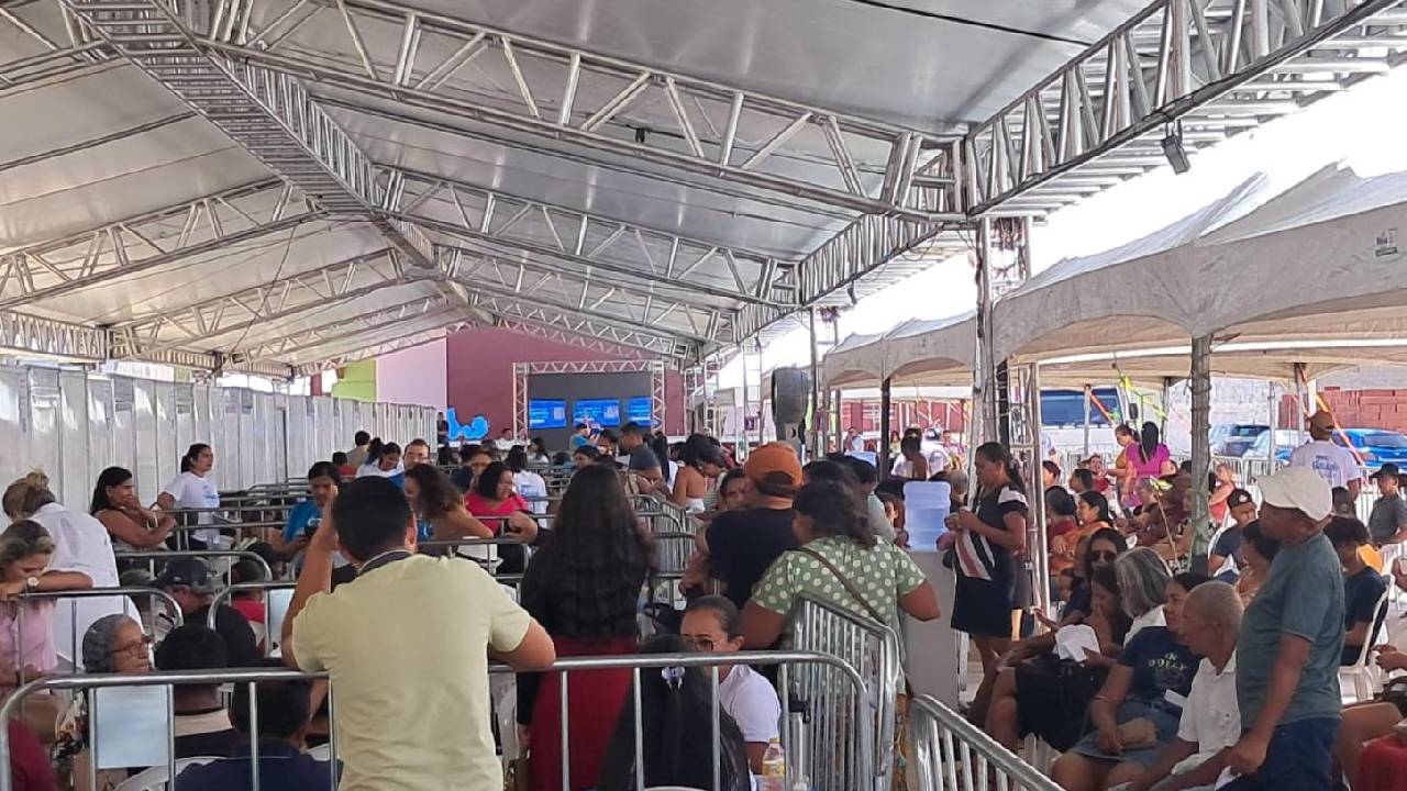 Prefeitura de Lagoa Grande-PE promove a Feira de Saúde com atendimentos especializados na Concha Acústica