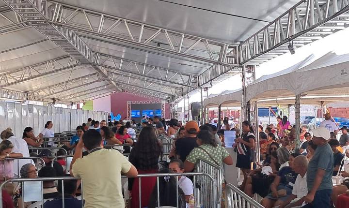 Prefeitura de Lagoa Grande-PE promove a Feira de Saúde com atendimentos especializados na Concha Acústica
