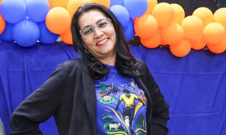 Secretária de Educação de Santa Maria da Boa Vista-PE, Fabiana Ribeiro agradece a todos que ajudaram na realização do Desfile Cívico