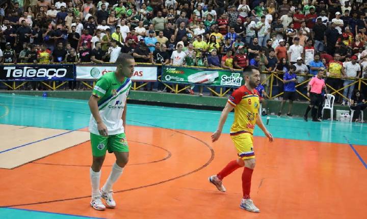 Casa Nova repudia erro de arbitragem na Copa TV Grande Rio de Futsal e reivindica anulação da partida contra Cabrobó, por pênalti indevido