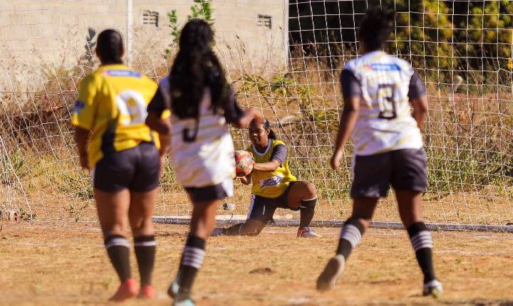 Tapera aplica goleada pra cima da Ilha do Massangano na estreia da Copa do Interior e Interbairros Feminino de Petrolina-PE