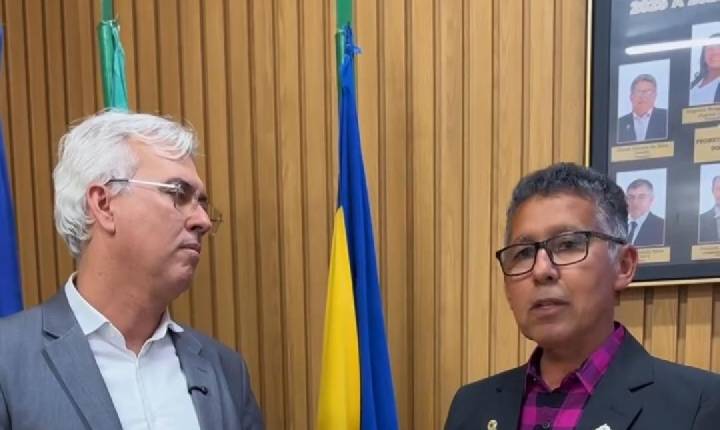 Vereador de Custódia-PE e o presidente da Câmara de Lagoa Grande-PE discutem o desenvolvimento e fortalecimento da economia lagoa-grandense