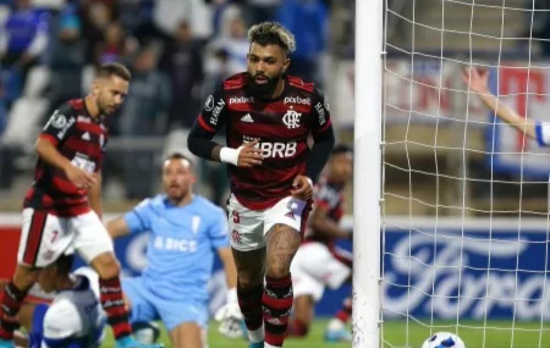 Flamengo vence o Universidad Católica e mantém 100% de aproveitamento na Copa Libertadores da América
