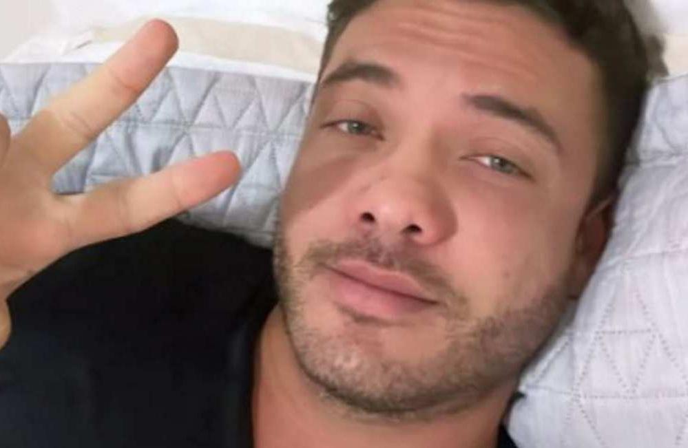 Cantor Wesley Safadão é internado novamente e passa por procedimento cirúrgico