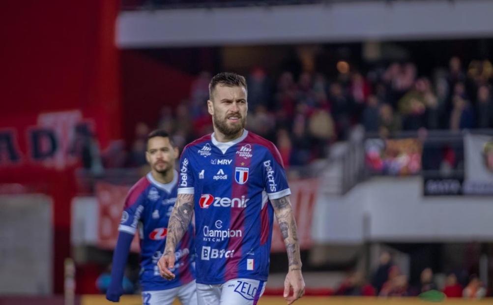 Libertadores: Fortaleza perde de goleada para o Estudiantes e é eliminado nas oitavas de final; veja o chaveamento até a final