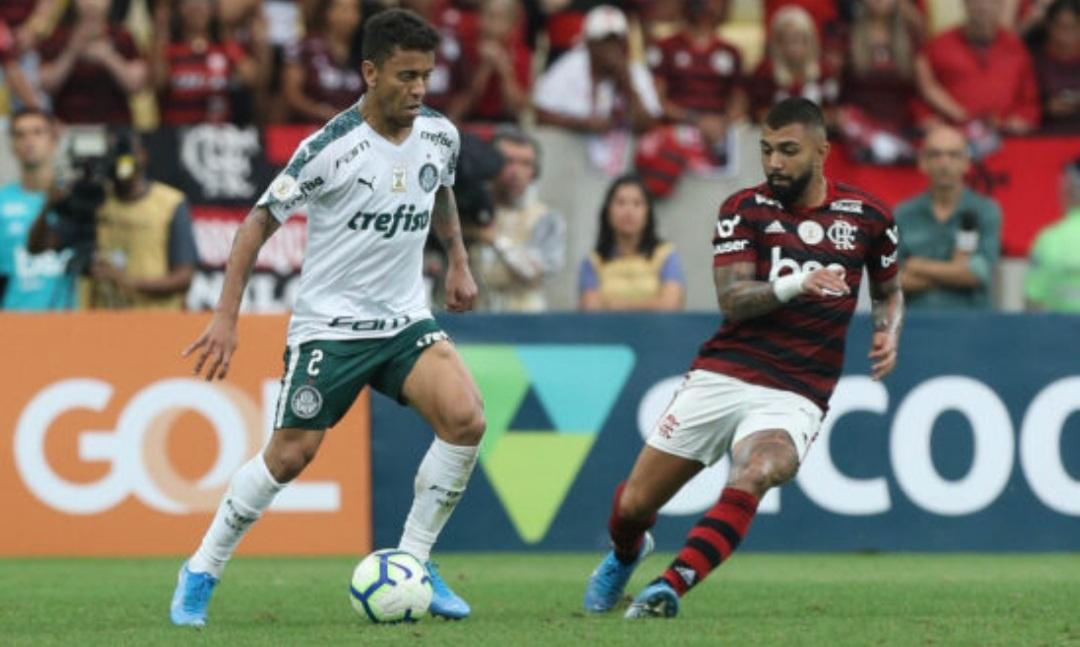 Palmeiras e Flamengo se enfrentam hoje pelo Brasileirão Série A; confira os canais que irão transmitir a partida e as prováveis escalações dos times