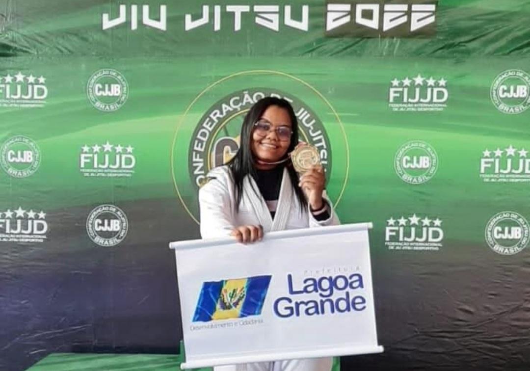 Com incentivo da prefeitura, atleta de Lagoa Grande-PE faz bonito e é campeã no Pan-Americano de Jiu-Jitsu 2022