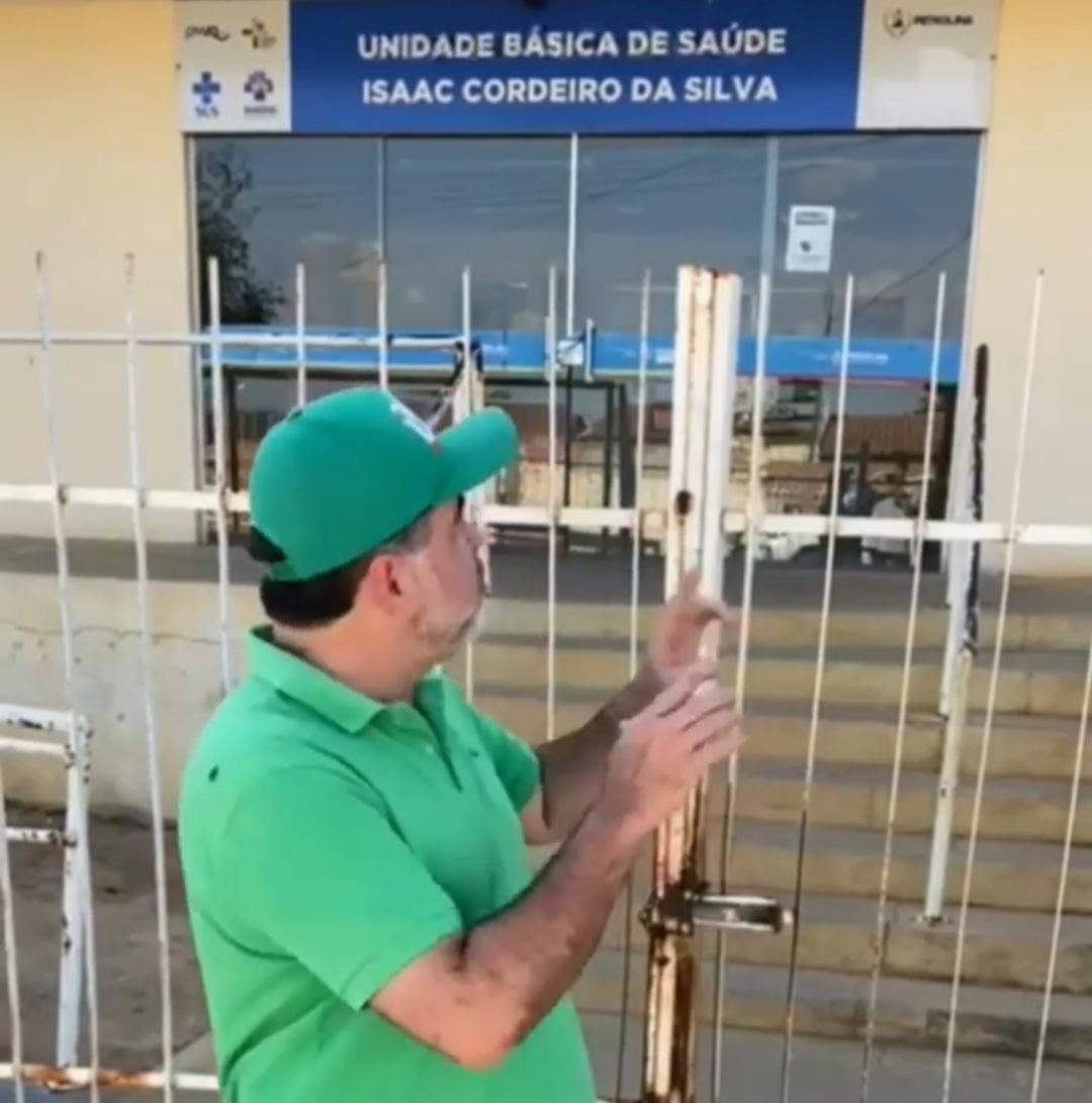 Vídeo: Ex-prefeito de Petrolina-PE, Júlio Lóssio, escancara o abandono da saúde do prefeito Simão no distrito de Izacolândia