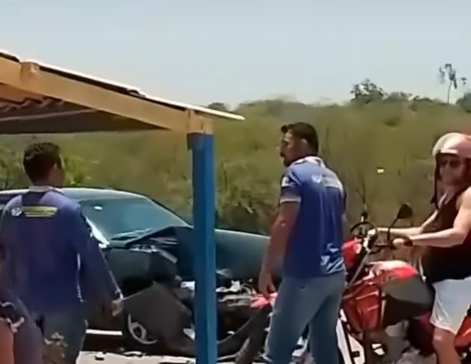 Acidente automobilístico é registrado na entrada do distrito de Izacolândia, em Petrolina-PE