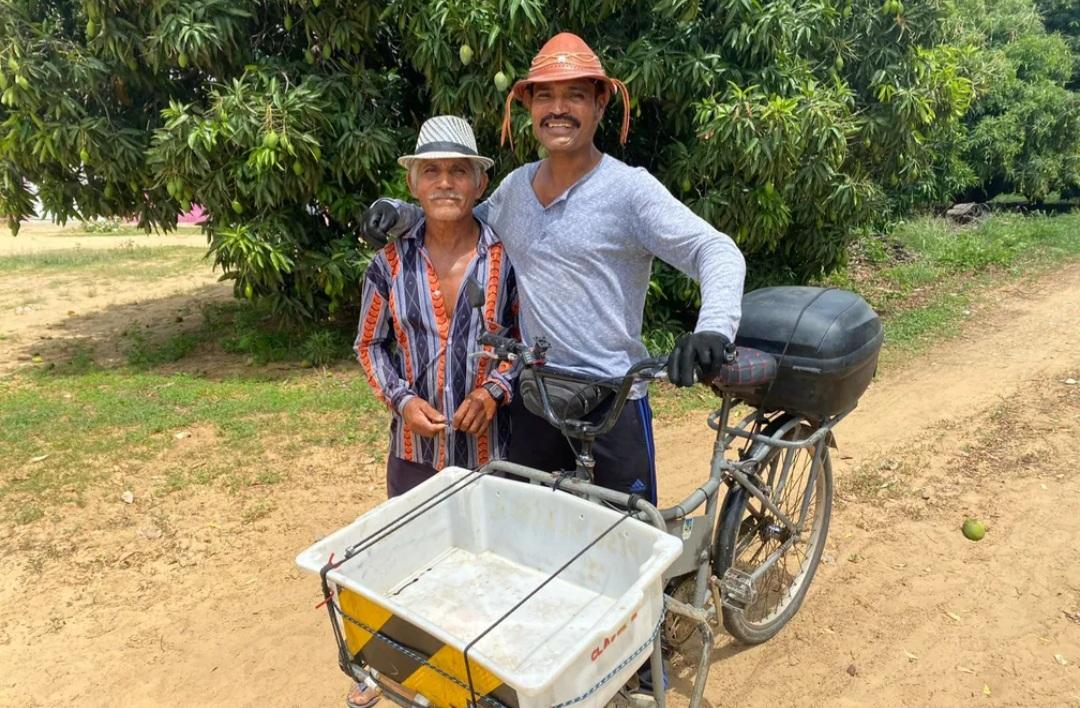Após 46 anos longe, filho pedala de Santa Catarina até Lagoa Grande, no Sertão de Pernambuco para reencontrar o pai