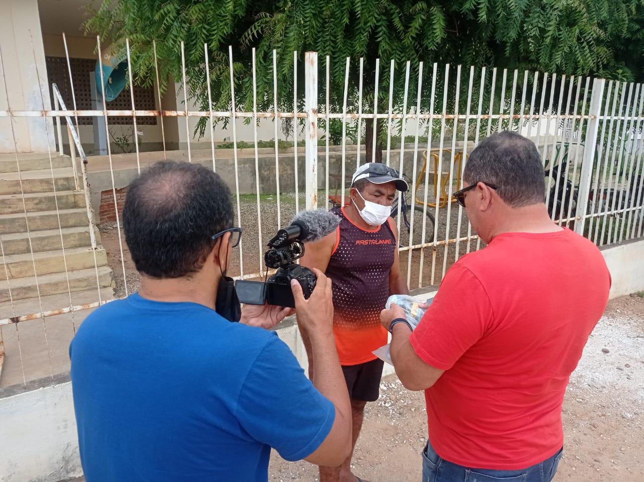 VÍDEO: Vereador Ronaldo Silva visita Izacolândia, e diz 'que irá exigir da gestão municipal de Petrolina-PE que as melhorias cheguem na localidade'