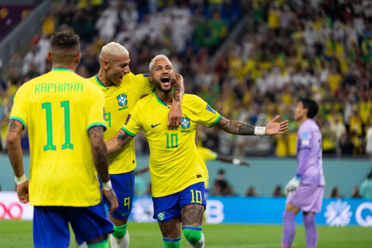 Brasil goleia a Coreia do Sul e garante vaga nas quartas de final da Copa do Mundo para enfrentar a Croácia