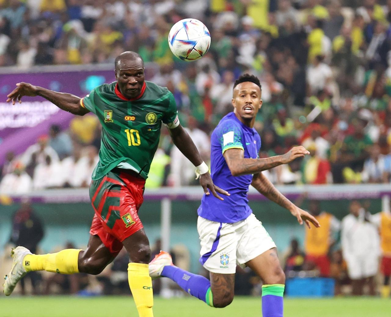Brasil perde para Camarões, mas, termina a fase de grupos na liderança do grupo G, e vai enfrentar a Coreia do Sul nas oitavas de final