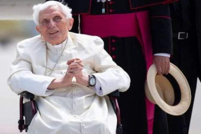 Morre o papa emérito Bento XVI, aos 95 anos, em Roma