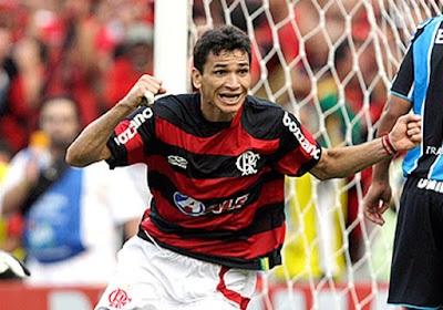 Ronaldo Angelim, ex-zagueiro do Fortaleza e Flamengo sofre acidente de carro