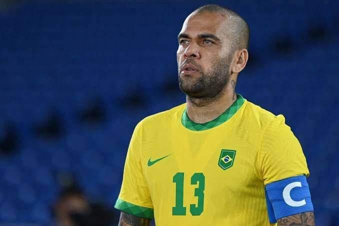 Daniel Alves é detido na Espanha por acusação de assédio sexual