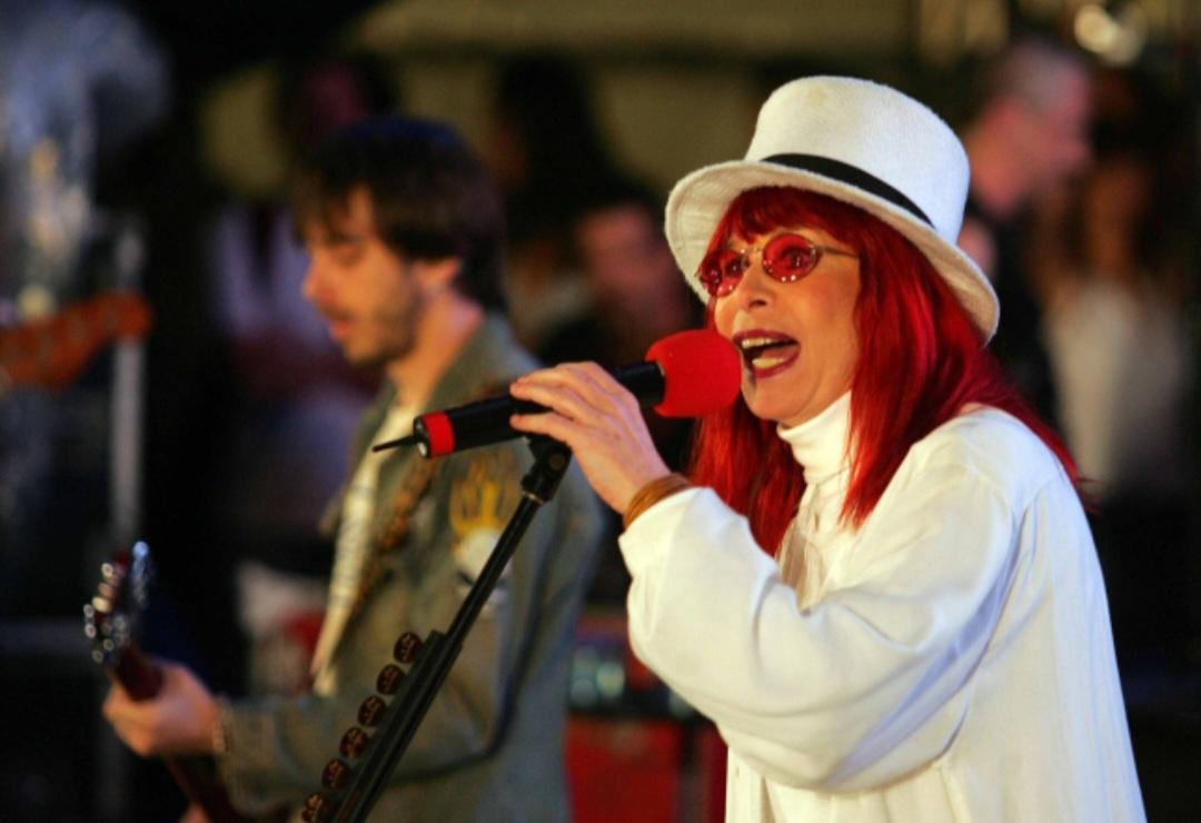 Morre, aos 75 anos, Rita Lee, rainha do rock brasileiro