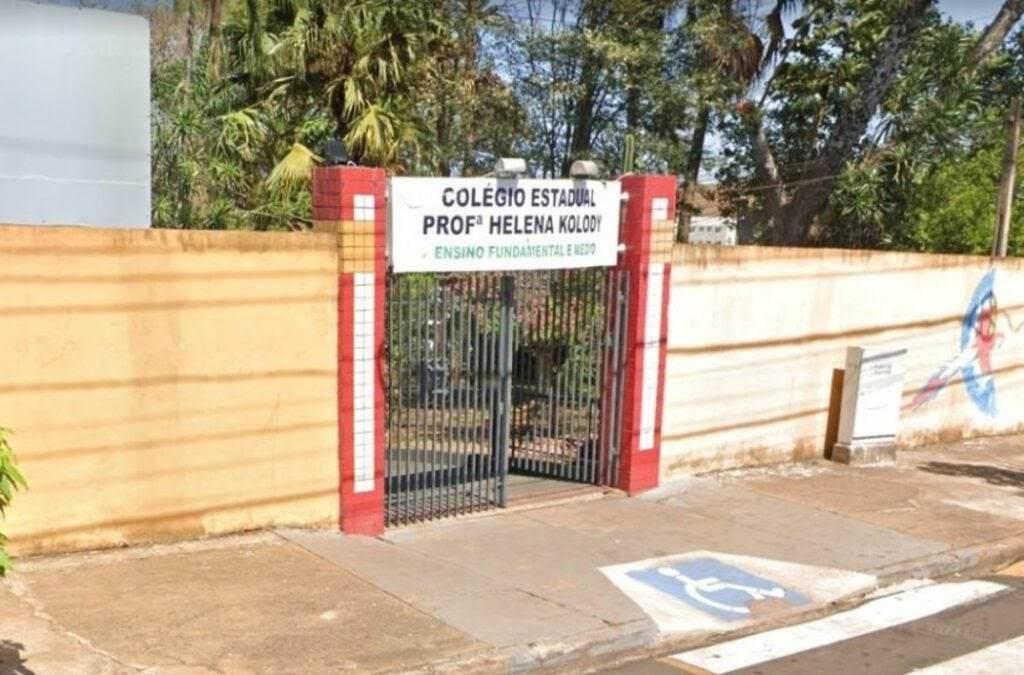 Ex-aluno mata estudante e deixa outro ferido durante ataque a tiros em escola no Paraná