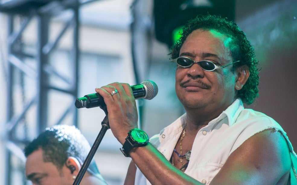 Internado em Salvador, cantor Compadre Washington está clinicamente estável e em repouso, aponta boletim médico