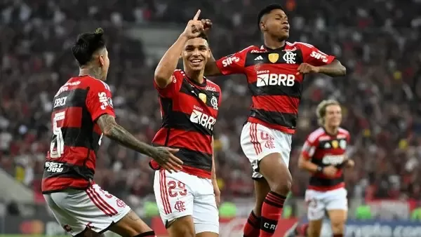 Libertadores: Flamengo vence o Racing com gols de dupla da base e encaminha vaga para as oitavas de final; veja a classificação dos grupos