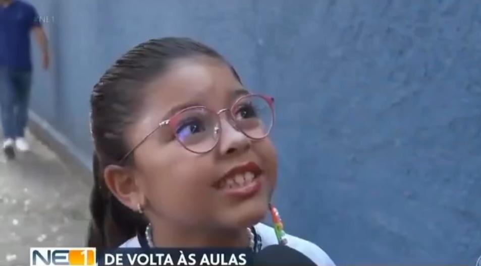 Durante reportagem, estudante viraliza ao falar de sua 