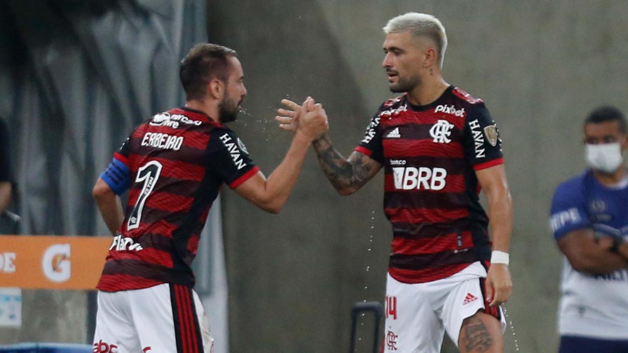 Eliminado da Libertadores, Flamengo busca reabilitação no Brasileirão Série A contra o São Paulo neste domingo (13); confira as partidas da rodada