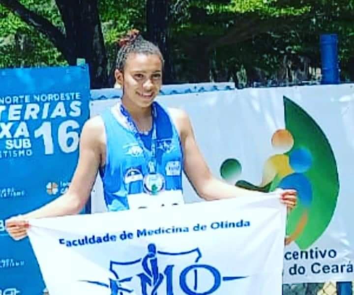 Atleta de Lagoa Grande-PE, Karol Nere continua fazendo história e sobe ao pódio em competição de arremesso de dardo, em Fortaleza-CE