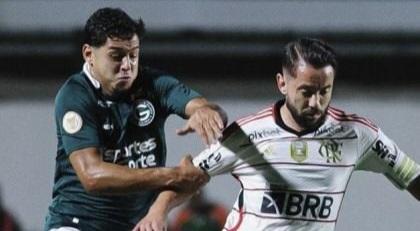 Flamengo decepciona e empata com o Goiás, e deixa o G-4 do Brasileirão Série A antes de duelo decisivo contra o São Paulo na final da Copa do Brasil
