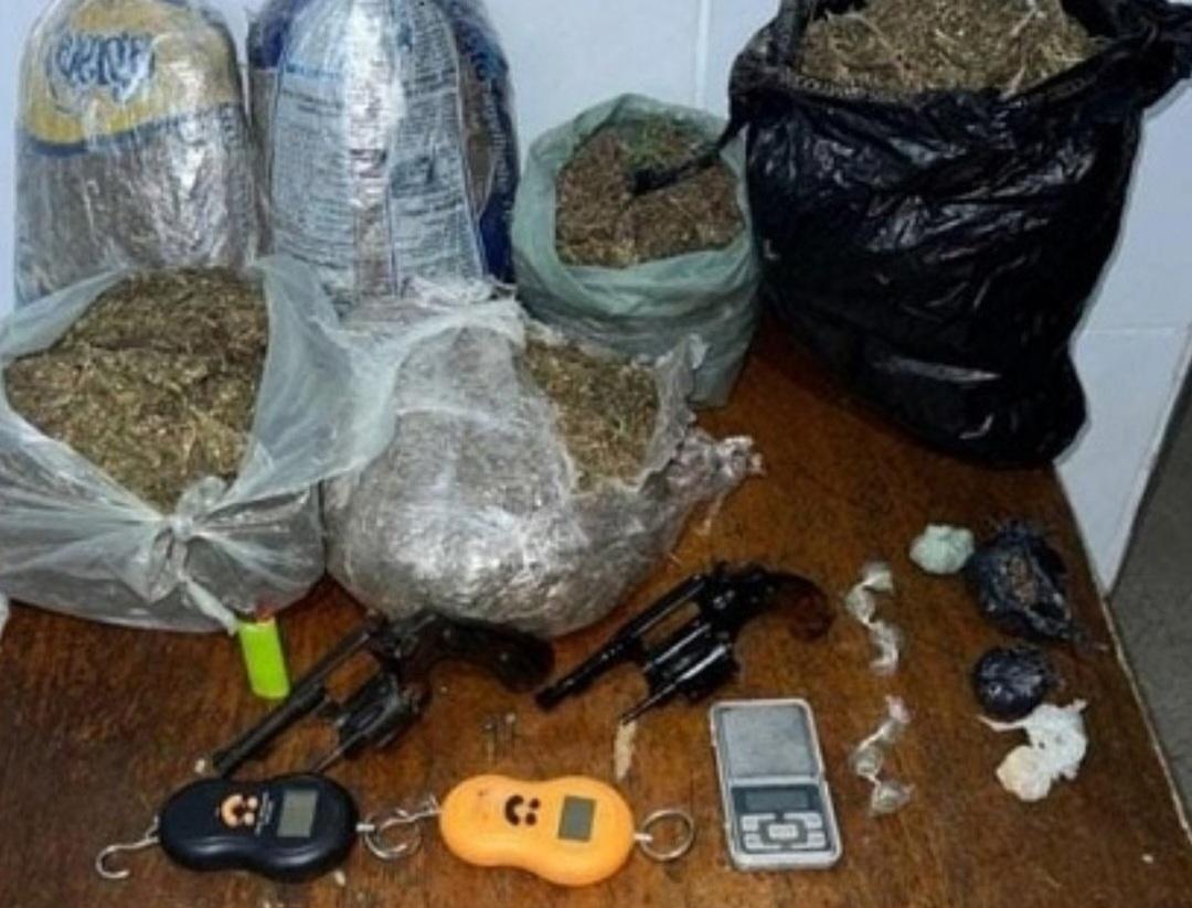 Polícia Militar apreende grande quantidade de maconha no distrito de Izacolândia, em Petrolina-PE